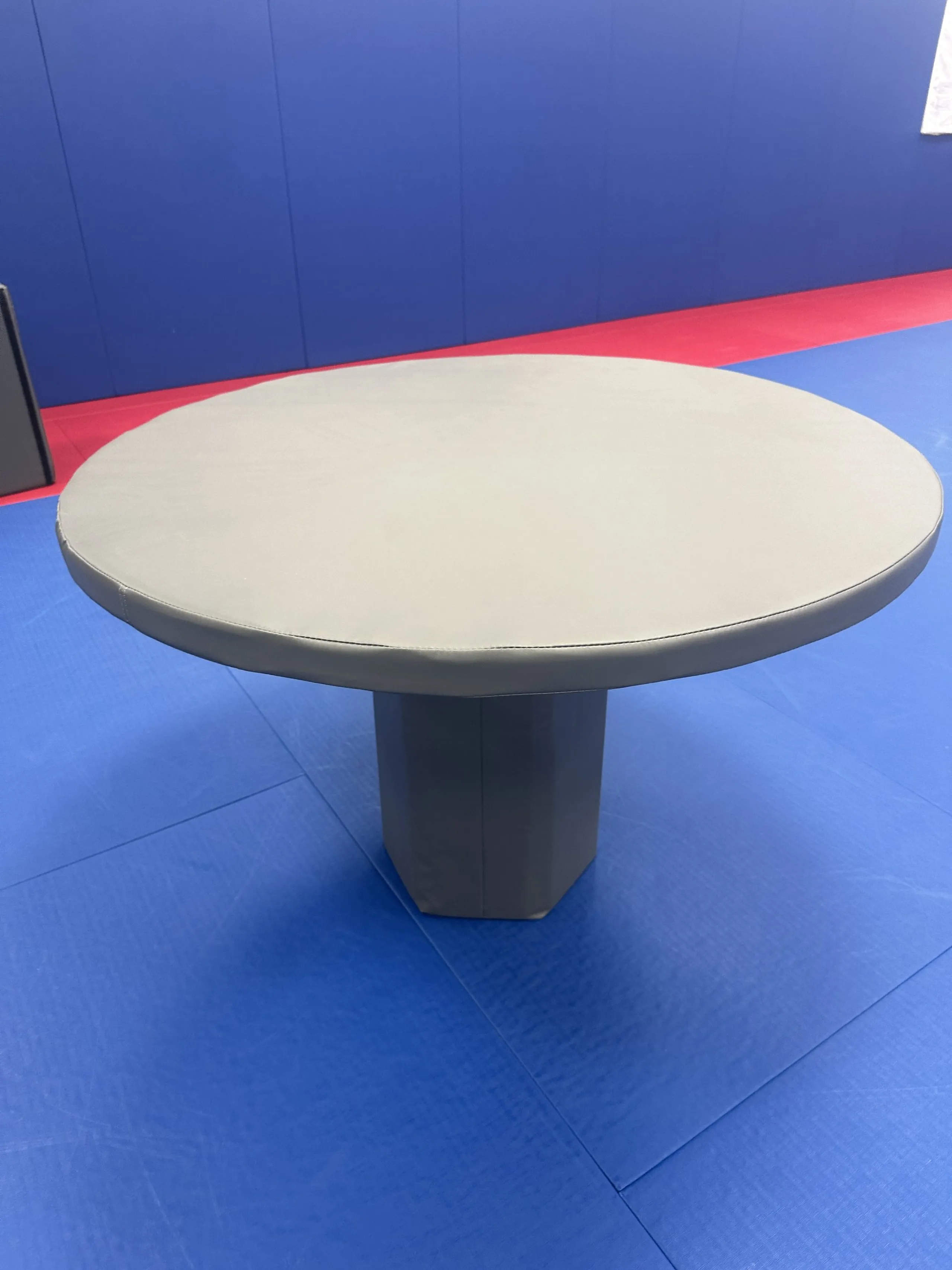 Promat-Force - Kitchen Table